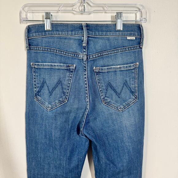 Mother Pixie Dazzler Jean in BEginner's Luck Women 24 Blue Button Fly Cropped - Picture 4 of 8